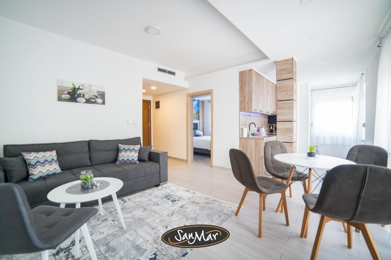 טוזלה San-Mar Apartments מראה חיצוני תמונה