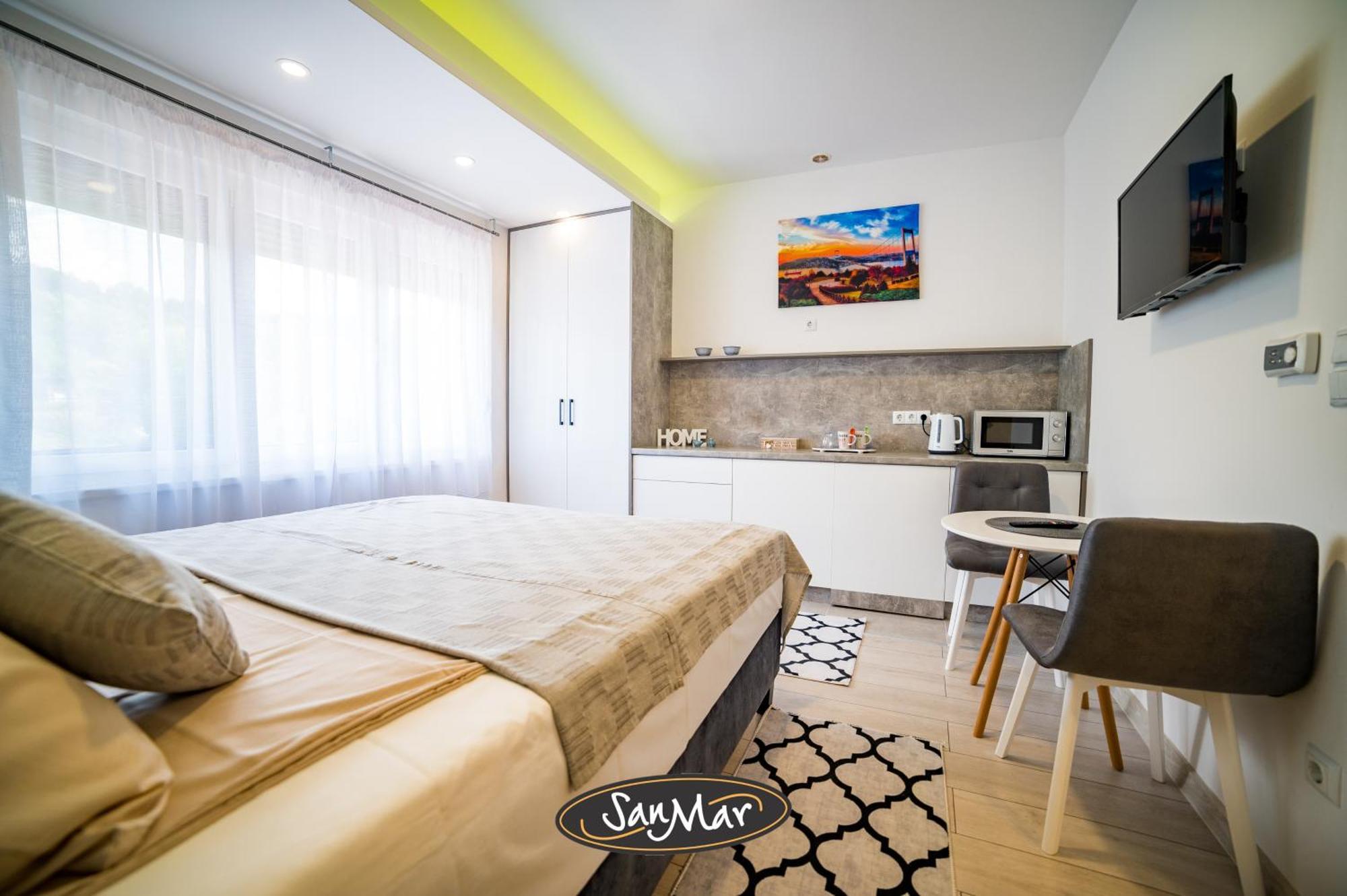 טוזלה San-Mar Apartments מראה חיצוני תמונה