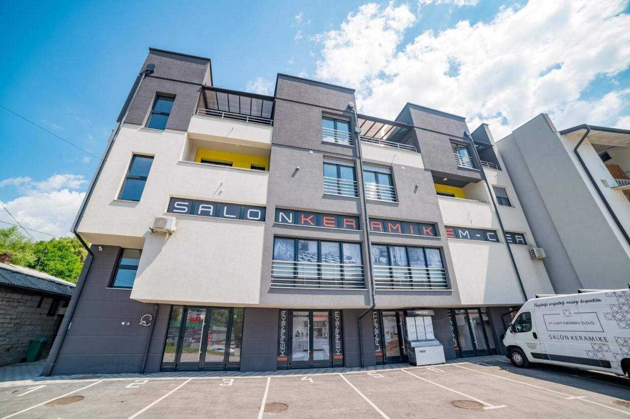 טוזלה San-Mar Apartments מראה חיצוני תמונה