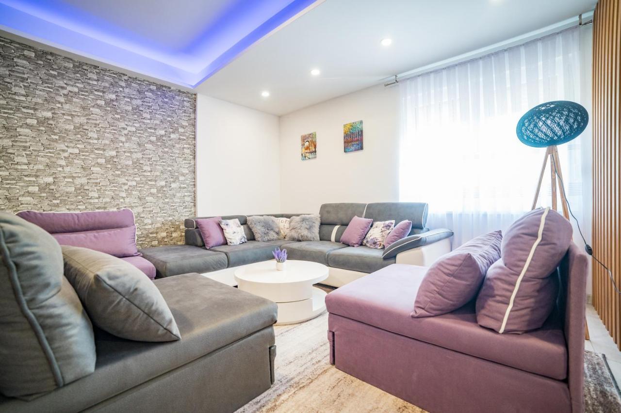 טוזלה San-Mar Apartments מראה חיצוני תמונה