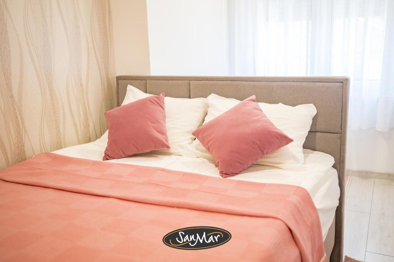 טוזלה San-Mar Apartments מראה חיצוני תמונה